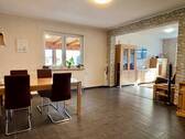 Wohn- und Esszimmer - 