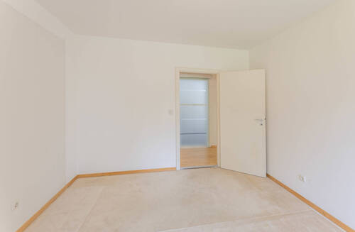 Zimmer 1 - 