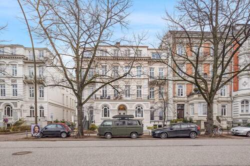 Hausansicht - 3 Zimmer Etagenwohnung zum Kaufen in Hamburg / Rotherbaum