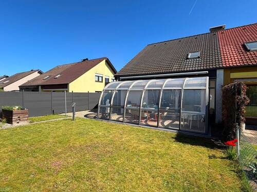 Wintergarten - 4 Zimmer Doppelhaushälfte zum Kaufen in Bayreuth