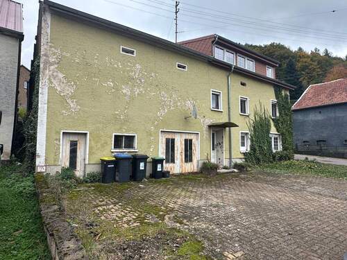 tempImagepo90Ls.jpg - 6 Zimmer Bauernhaus, Landhaus zum Kaufen in Losheim am See