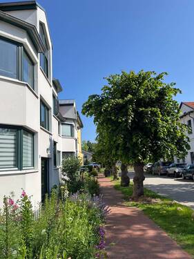 Straßenansicht_1.jpg - 2 Zimmer Etagenwohnung zum Kaufen in Graal-Müritz