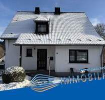 Schönes und großes Einfamilienhaus mit Einliegerwohnung - teilweise vermietet - Mehrparteien möglich - Hellenthal / Kammerwald