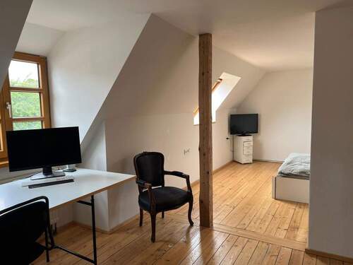 Schlafzimmer / Büro - 