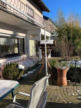 Terrasse hinter dem Haus - 