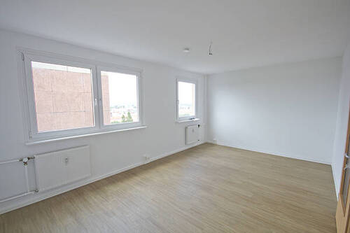 Zimmer I - 2 Zimmer Etagenwohnung zur Miete in Halle (Saale)