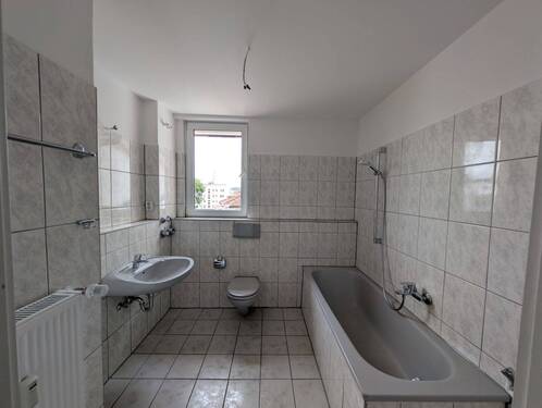 Badezimmer (Weitwinkel) - 