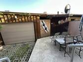 Garage mit Abstellraum im Innenhof - 