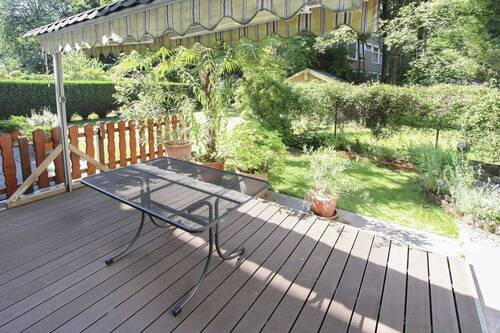 Terrasse mit Garten - 