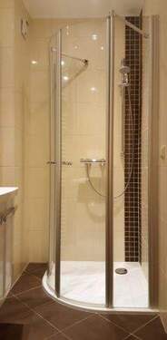 ebenerdige Dusche - 2 Zimmer Etagenwohnung in Löbau