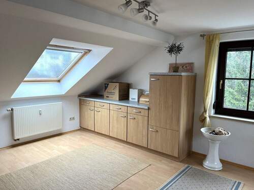 DG Küche b.jpg - Etagenwohnung mit 80,00 m² in Pleinfeld zur Miete