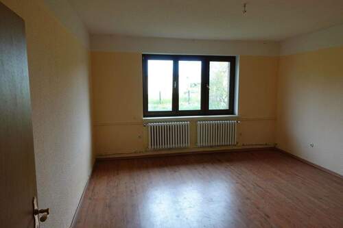 1. Zimmer Vorderseite - 