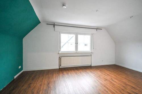 Schlafzimmer 1 von 2 1.OG - 