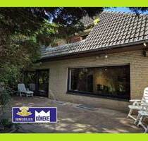 Verden-Walle - Bungalow mit Garage, Vollkeller, auf 944 m² großen Waldgrundstück - Verden (Aller)