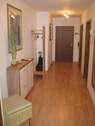 Flur (Blick v. Wohnzimmer) - 