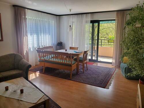 Essbereich im Wohnzimmer - 