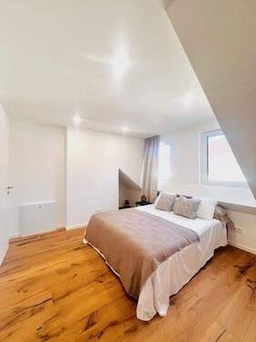 Schlafzimmer 2. OG - 