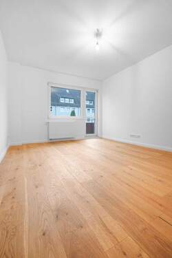 Zimmer - 3 Zimmer Etagenwohnung zur Miete in Bremen