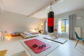 Dachzimmer mit Luke - 