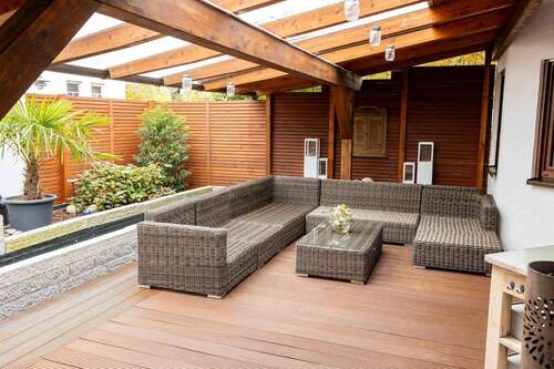 Terrasse mit Überdachung - 