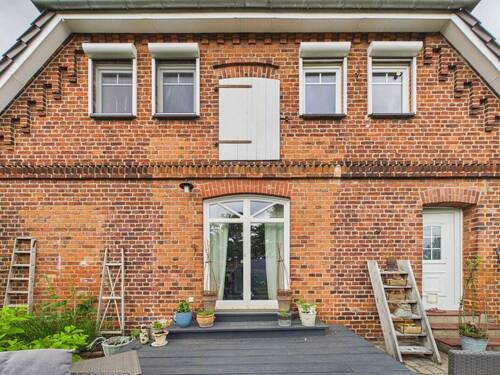Fassade - 8 Zimmer Einfamilienhaus zum Kaufen in Echem