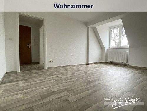 Wohnzimmer - Etagenwohnung mit 46,40 m&sup2; in Elsteraue zur Miete