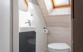 WC im Dachgeschoss - 