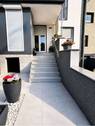 Eingangsbereich Haus - 4 Zimmer Reihenmittelhaus zum Kaufen in Neuss