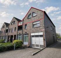 Großzügige 4-Zimmer-Wohnung in Delhoven - Dormagen / Delhoven