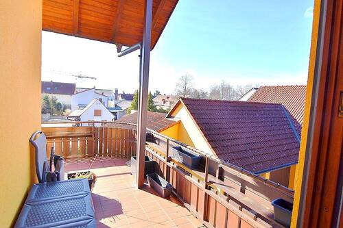 Balkon Ausblick - Helle 3 Zimmer Wohnung mit Balkon, Garage
