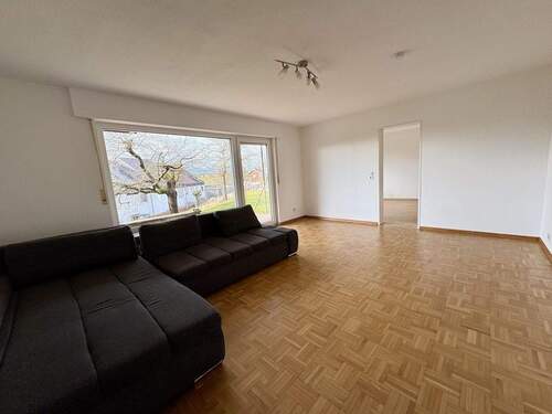 Wohnzimmer UG - Mehrfamilienhaus, Wohnhaus mit 173,00 m&sup2; in Leonberg zum Kaufen