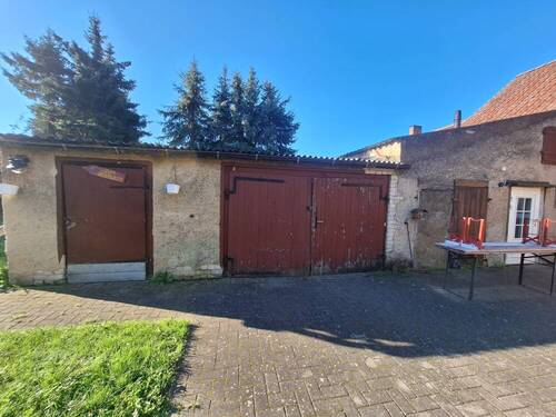 Garage - 