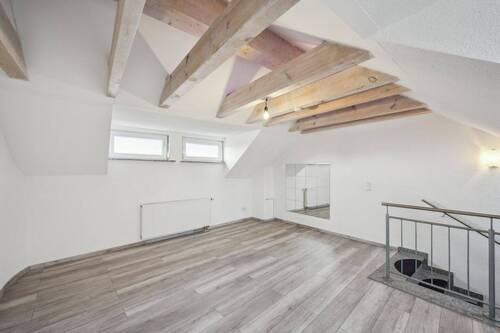 Kinder-/Arbeitszimmer - 4 Zimmer Mehrfamilienhaus, Wohnhaus zum Kaufen in Sersheim