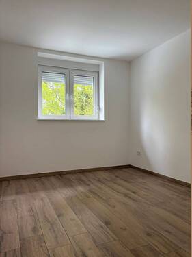 Zimmer 2 - 