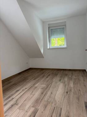 Zimmer 3 - 