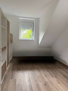 Zimmer 4 - 