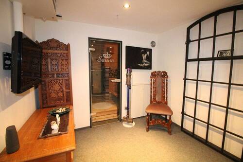 Untergeschoss mit Sauna - 