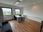 1.jpg - 210 m² Bürofläche im 5.OG mit Küche und getrennten WC Einheiten