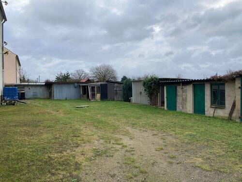 Nebengelasse - Mehrfamilienhaus, Wohnhaus in Angermünde zum Kaufen