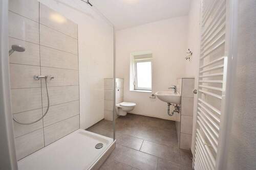 EG modernes Duschbad - 