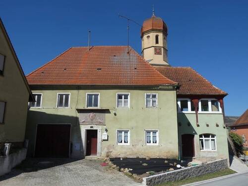 Aussenansicht 1 - Charmantes Baudenkmal mit Geschichte und Potenzial - ehemaliger Bauernhof - provisionsfrei