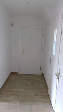 Muster_Flur - Etagenwohnung mit 45,00 m² in Gütersloh zur Miete