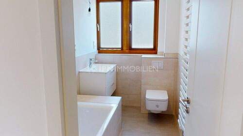 Badezimmer_Tageslicht - 