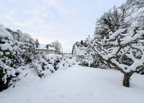 idyllischer Garten - 