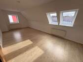 Wohnzimmer - WAW44a 2-Raum WE im DG - 312,00&nbsp;EUR Kaltmiete, ca.&nbsp; 52,00&nbsp;m&sup2;&nbsp;Wohnfl&auml;che