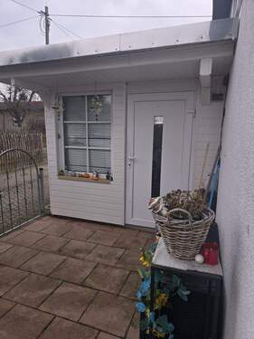 Schuppen 1. Haus - 6 Zimmer Bungalow zum Kaufen in Arnstadt