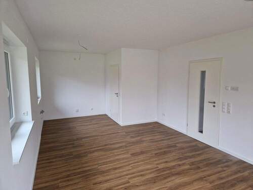 Bild 2 - 2 Zimmer Bungalow zum Kaufen in Aurich