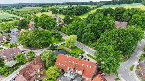 Hausansicht - 6 Zimmer Etagenwohnung in Rosengarten