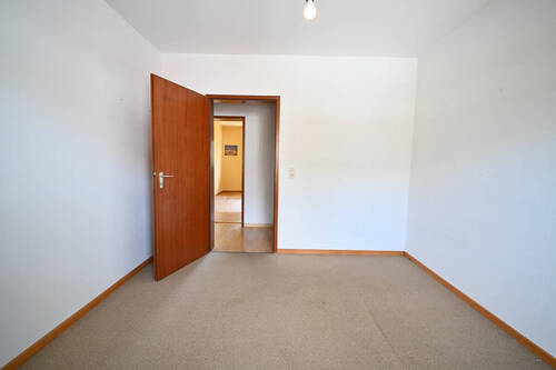 Schlafzimmer 3 von 3 EG - 