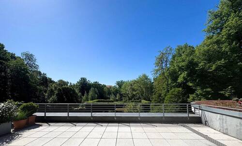 Blick von der Terrasse in den großen Garten.jpg - Etagenwohnung mit 84,00 m² in Berlin zum Kaufen